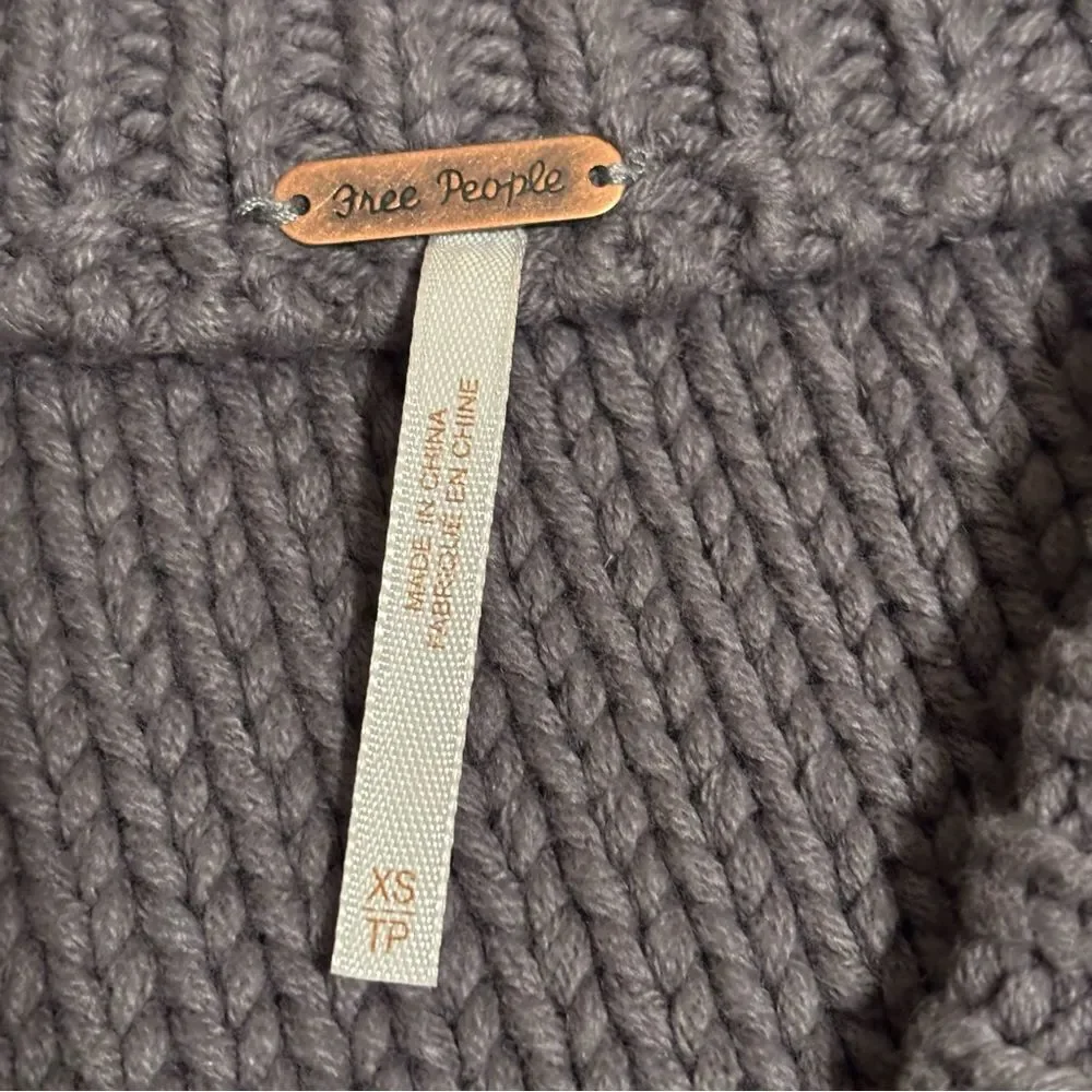 Free People Alli V-neck oversized Sweater Gray- Size XS